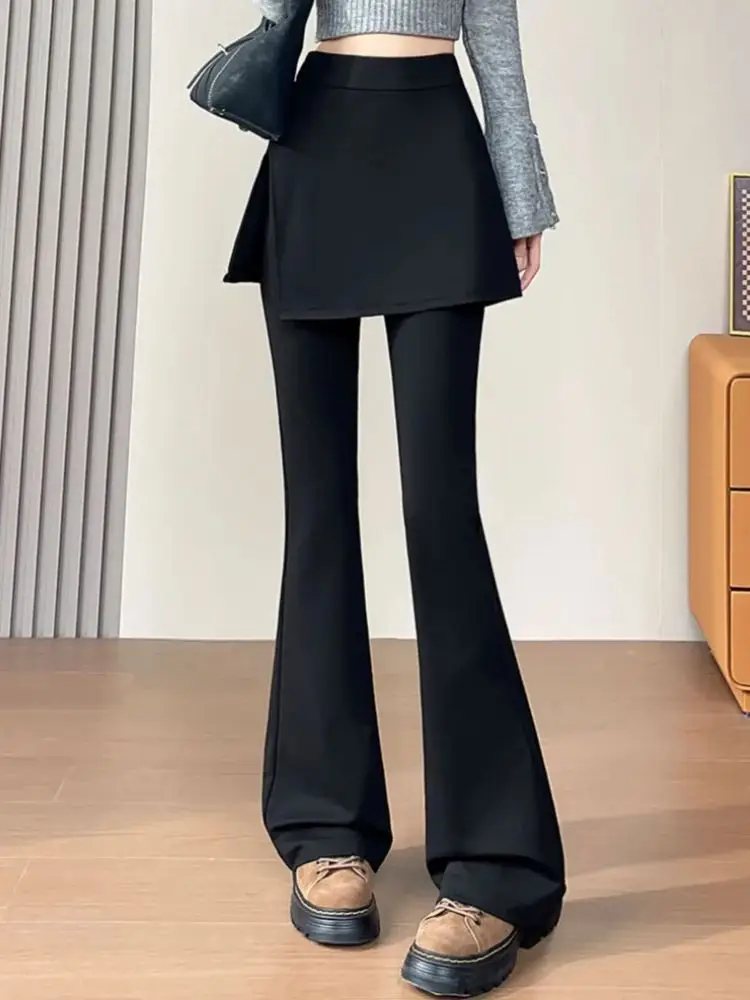 黒のフェイクツーピース風カーテンパンツ、ワイドレッグ、ハイウエスト、スリムフィット、スーツパンツ、カジュアル、フロアモッピング、マイクロフレアパンツ