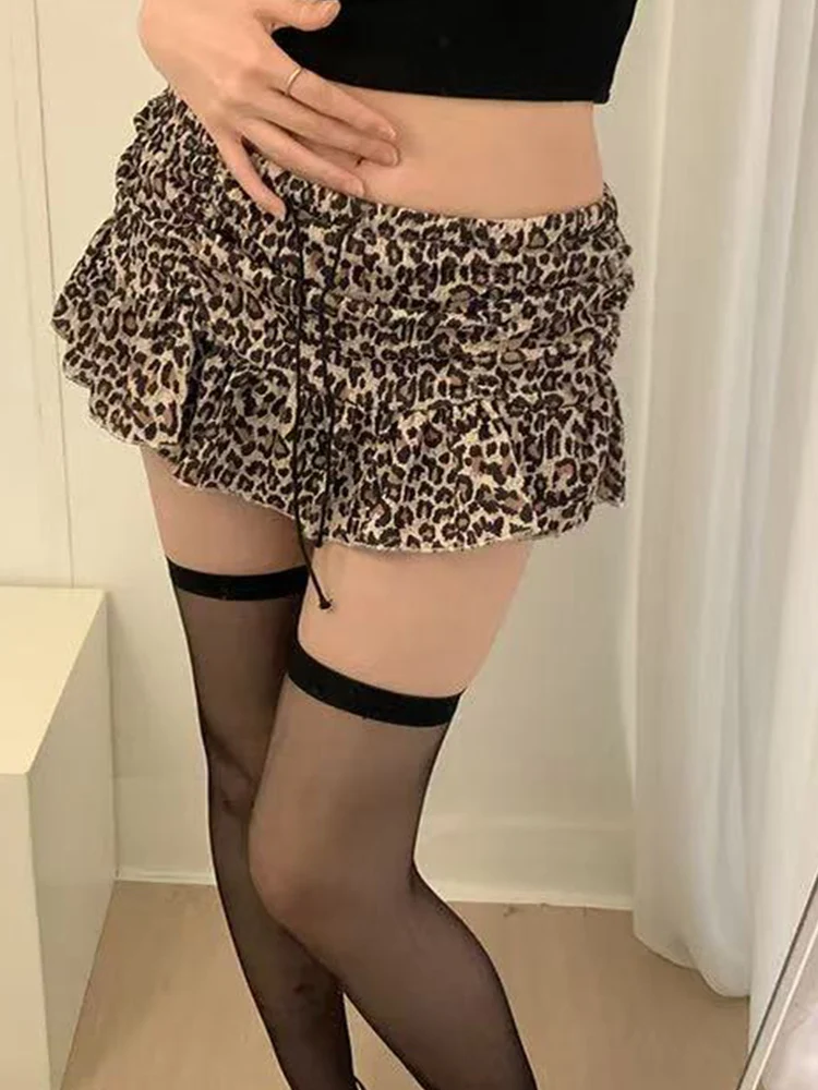 

Сексуальная женская летняя короткая юбка с леопардовым принтом, низкой талией, плиссированная, А-силуэт, для стройнящего эффекта, в стиле Y2K Abi Culture Spicy Girl
