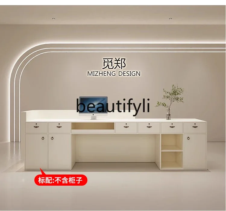 Stół recepcyjny w stylu zzqCream, zakrzywiony, do sklepu odzieżowego damskiego, baru, salonu kosmetycznego, gablota.