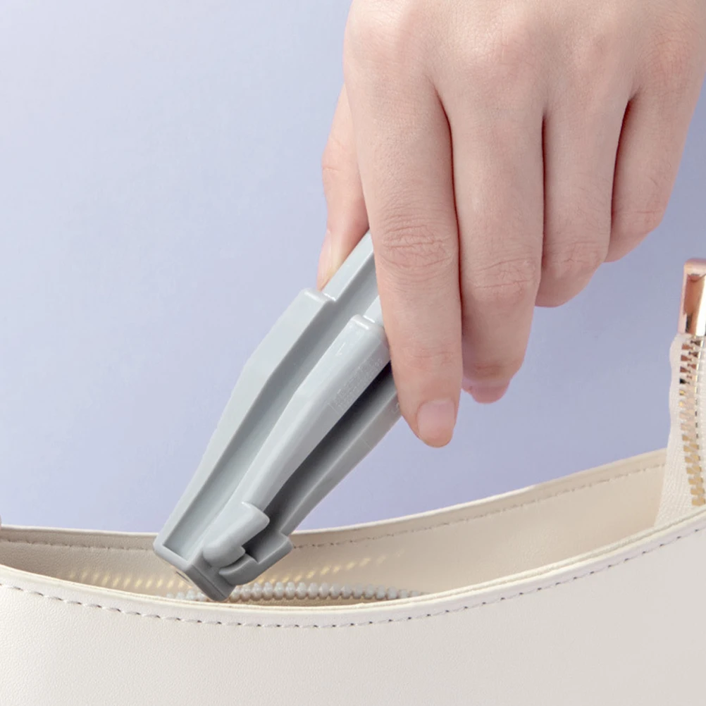 

3pcs Duckbill Sharpener for Eyebrow Lip Pencils Makeup Marker Plastic Tool Suitable Various Sizes Stable Design Easy Sharpening