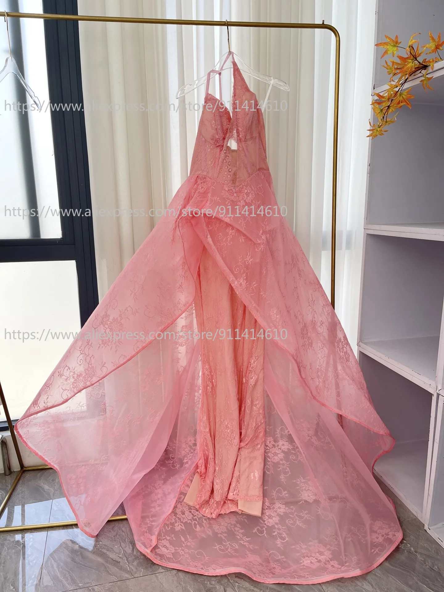 

High Quality Pink Long Lace Sleeve Halter Mermaid Lace Backless Maxi Evening Dress for Parties 2026 New