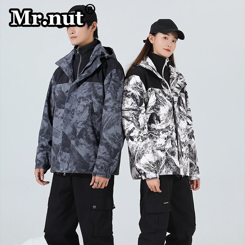 Mr.nut Outdoor 3-in-one Jacket Trendy Color Loose Hooded Windproof Waterproof Jacket 2 Piece Set Camping Thermal Climbing Suit