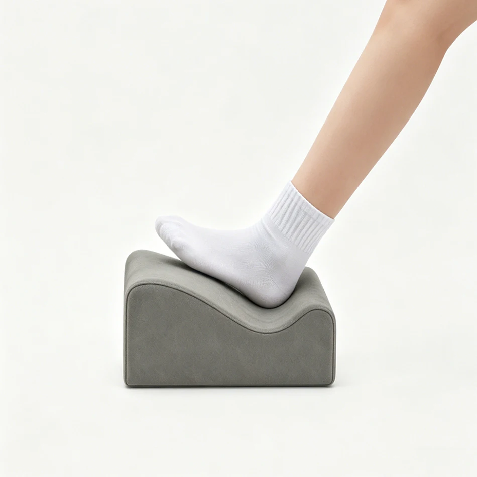 Foot Pillow Support Foot Rest Home Office Leg Pillow Portable Travel Footrest Massage Cushion Ergonomic Relaxing Foot Pillow