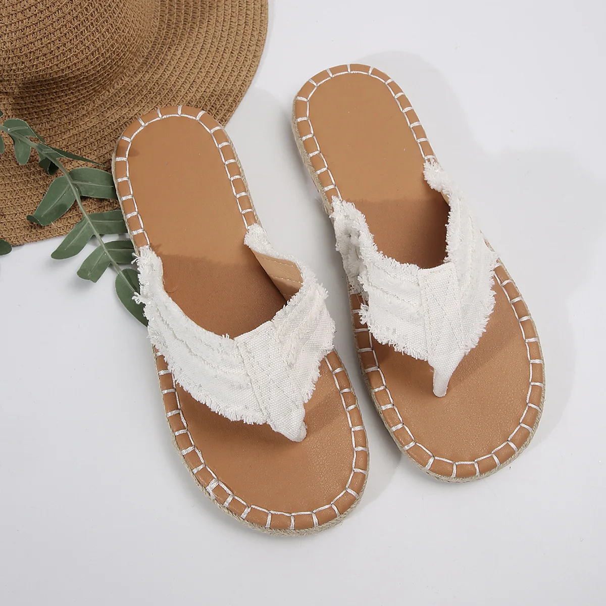 foreign trade large size summer 2025,New arrival flip flops,flats stitched beach slippers,women's slippers