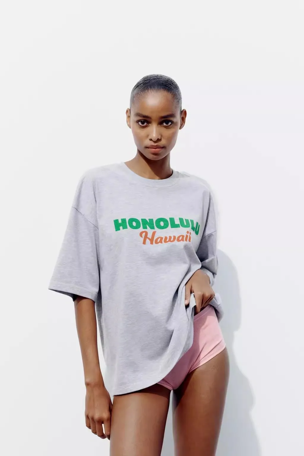 Neuankömmling Herbst 2024, Damen-T-Shirt mit HONOLULU-Aufdruck, rund, Ne ort Sve, lässig, SLE, Sommersaison, normale Länge