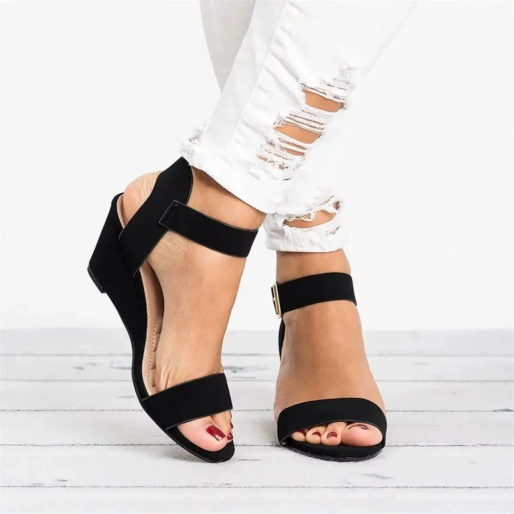 Fashion Women Wedges Sandals Casual Buckle Strap Heel Platform Summer Gladiator Sandals Open Toe Black Red Roman Shoes Ladies