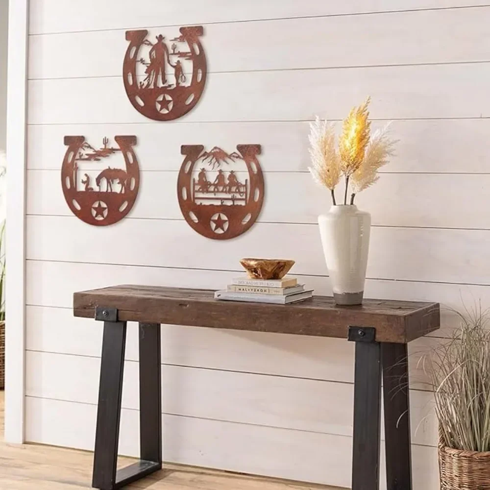 Mesmerizing Tiki-Inspired 3-Piece Horseshoe Denim Art – Hypnotize with Beauty. Fascinating Western-Style Wall Decoration