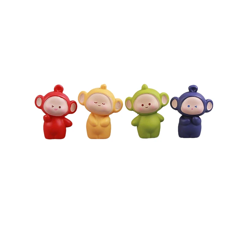 Place some cute baby decorations on the table, bedside, and dashboard to soothe your mood