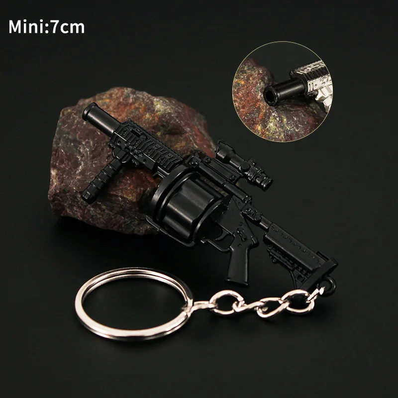 Mini llavero de pistola PUBG, lanzador de Granada de Metal, modelo de arma de juguete, llavero ligero de aleación, bolsa de libros, colgante de coche, regalos para niños, 7cm