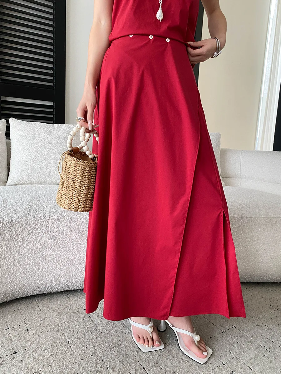Frühlings- und Sommer-Damen-Set: Lässiges, einfarbiges, unregelmäßig designtes, ärmelloses Westen-Shirt mit Rundhalsausschnitt und Halbrock. – Detail 11