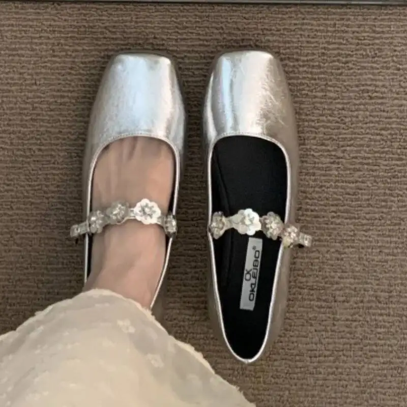 

Женские туфли на плоской подошве с цветочным принтом, элегантные новые роскошные лоферы, летние сандалии, дизайнерские повседневные спортивные женские неглубокие кроссовки