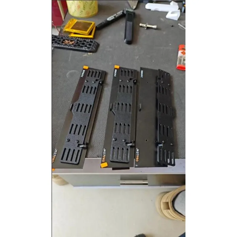 Tactical Tailgate Fit 1:7 Rlaarlo JK07Pro, Floating Hollow Design & Matte Surface, RC Crawler Upgrade Parts/Tactical Tailgate