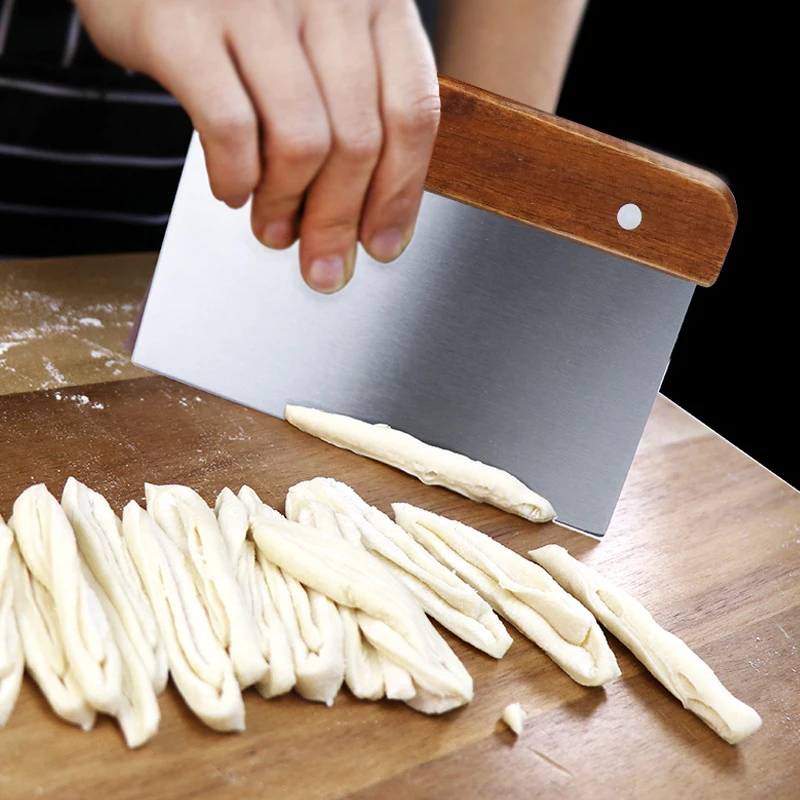 2Pcs Stainless Steel Dough Cutter with Wooden Handle Multipurpose Baking Scraper Cutter Bread Pastry Pizza Cake Kitchen Scraper