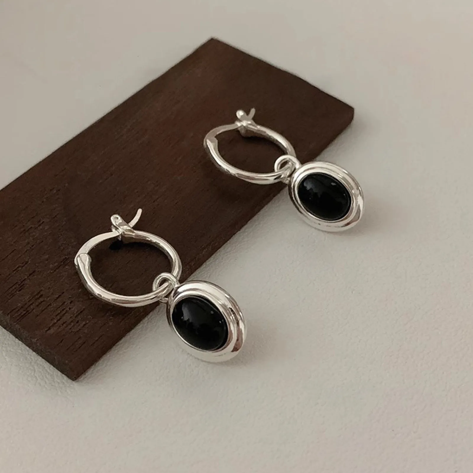 

925 Sterling Silver Vintage Gold Round Earrings For Women Black Ball Earring Jewelry Prevent Allergy Party Accessories Gift