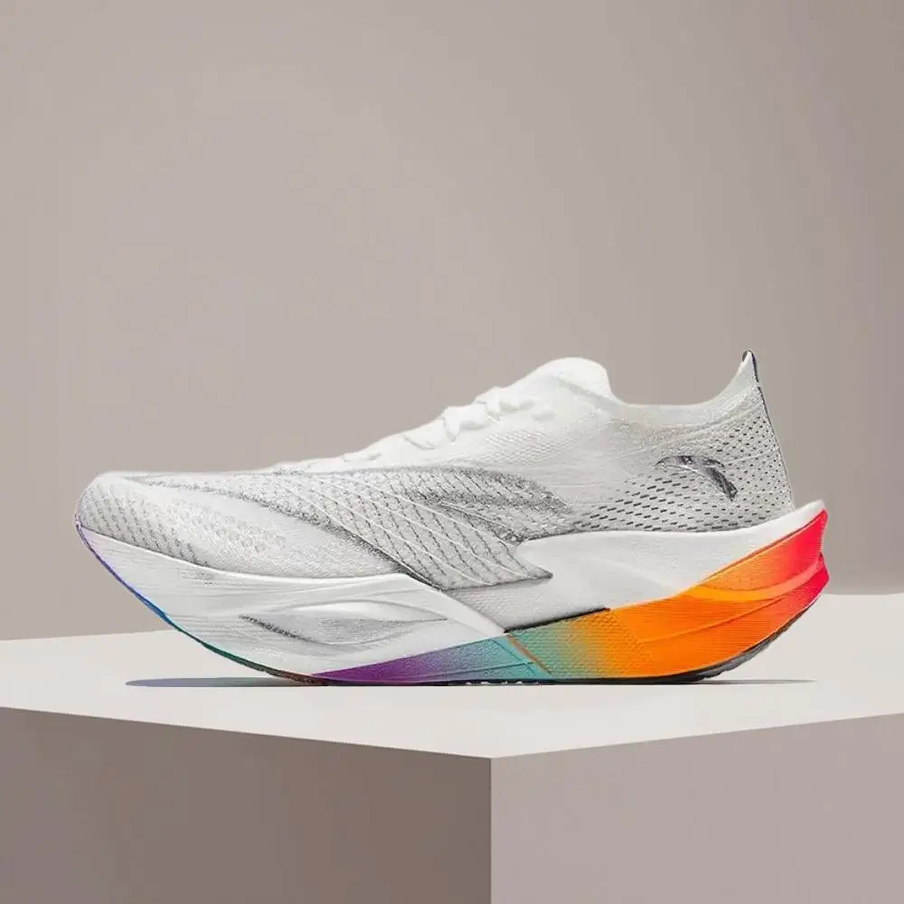 

Anta C202 6.0 PRO: Стильные, удобные, нескользящие, дышащие женские универсальные кроссовки с низким верхом - белые 122445571-8