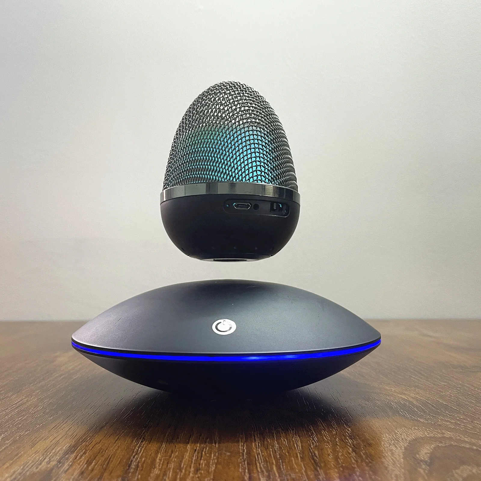 Factory Price New Design Levitation Speaker Magnetic Levitating Egg Shape Speakers Floating Music Player