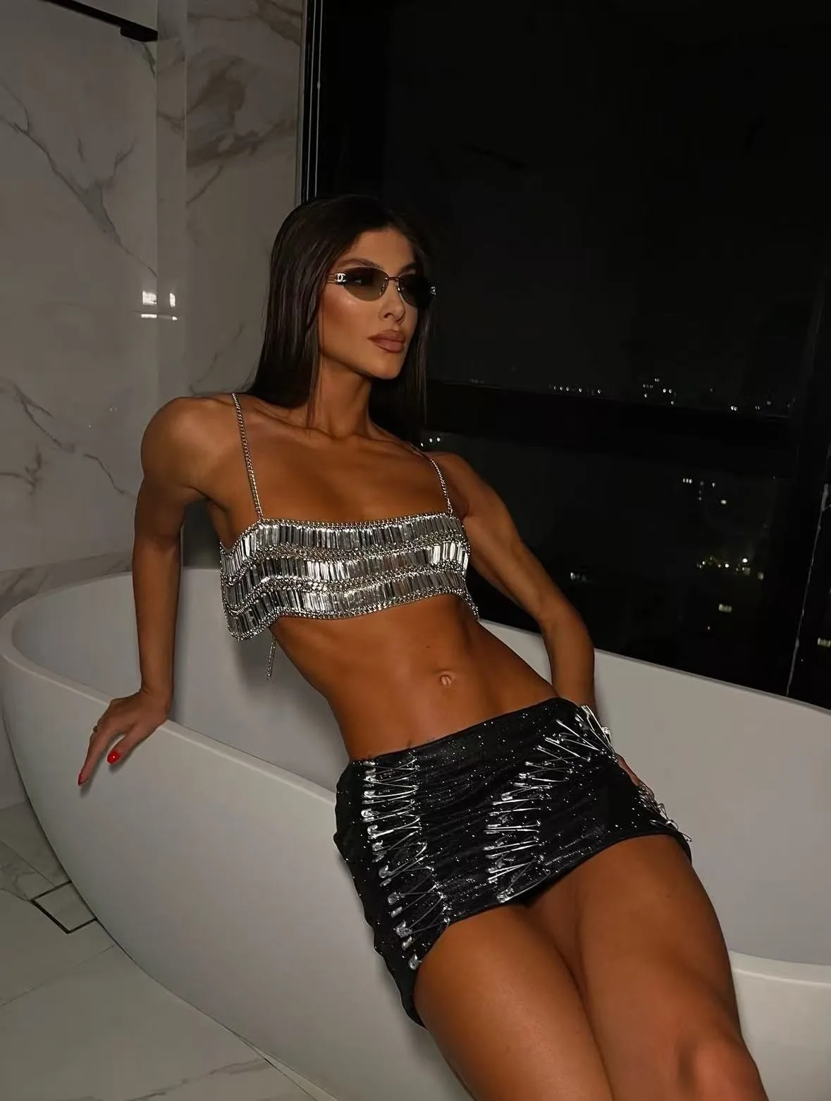 Women Silver Crystal Rectangle Bead Tank Top Body Chain Halter Crop Top Sexy Rave Clubwear Festival Outfit Party Jewelry Camis
