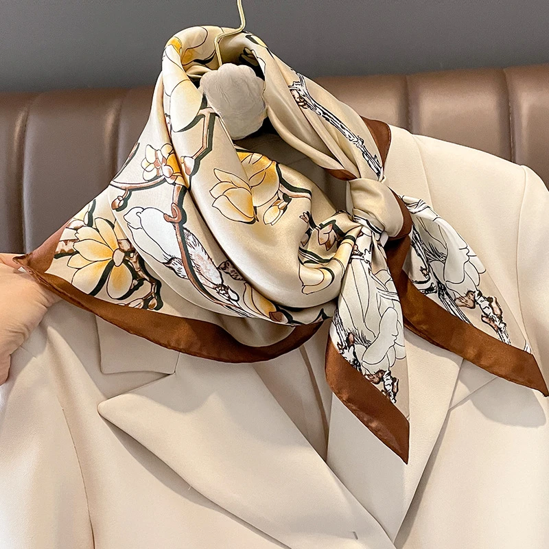 Spring/Summer Magnolia Print Neck Scarf Outdoor Decoration Wrap for Women Breathable 70*70cm Imitation Silk Square Scarf