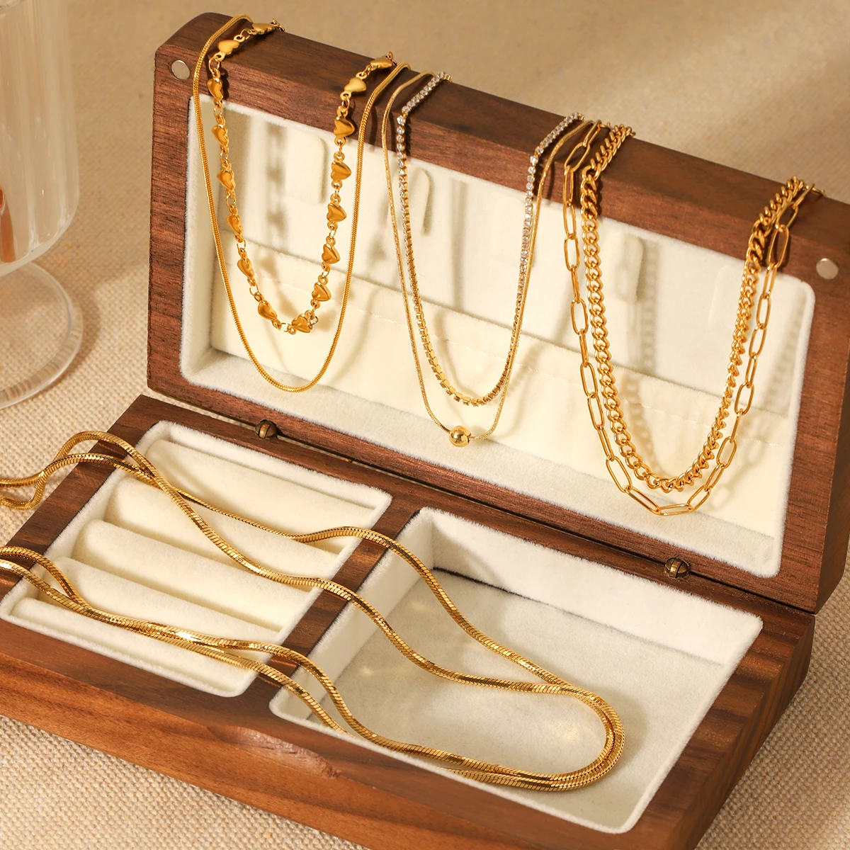 

Huangchao Various Styles Multi-Layer Chain Necklace for Women, Stainless Steel Plated 18K Gold Heart Necklaces, Fashion Jewelry