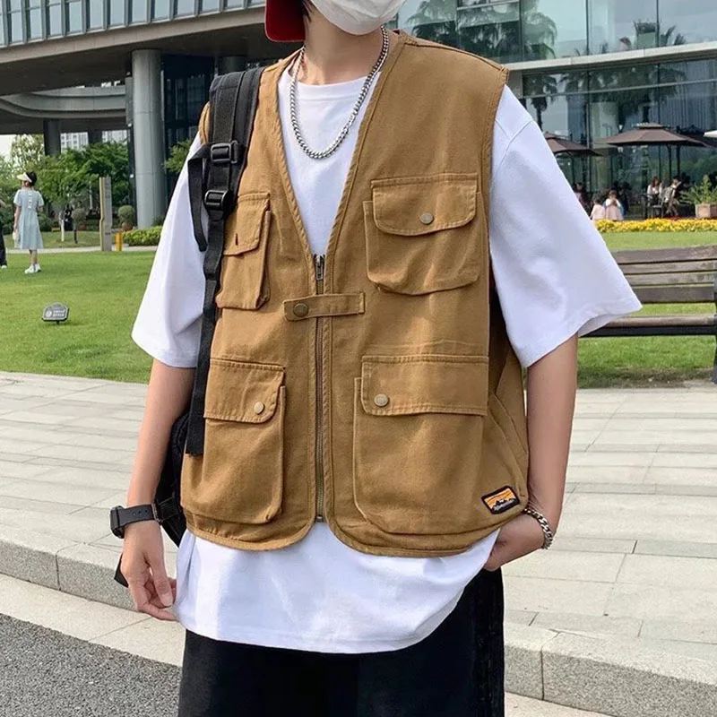 Men Cargo Vests Multi Pockets 2023 Spring Summer Fashion Streetwear Vintage Waistcoat Solid Color Male Casual Sleeveless Jackets