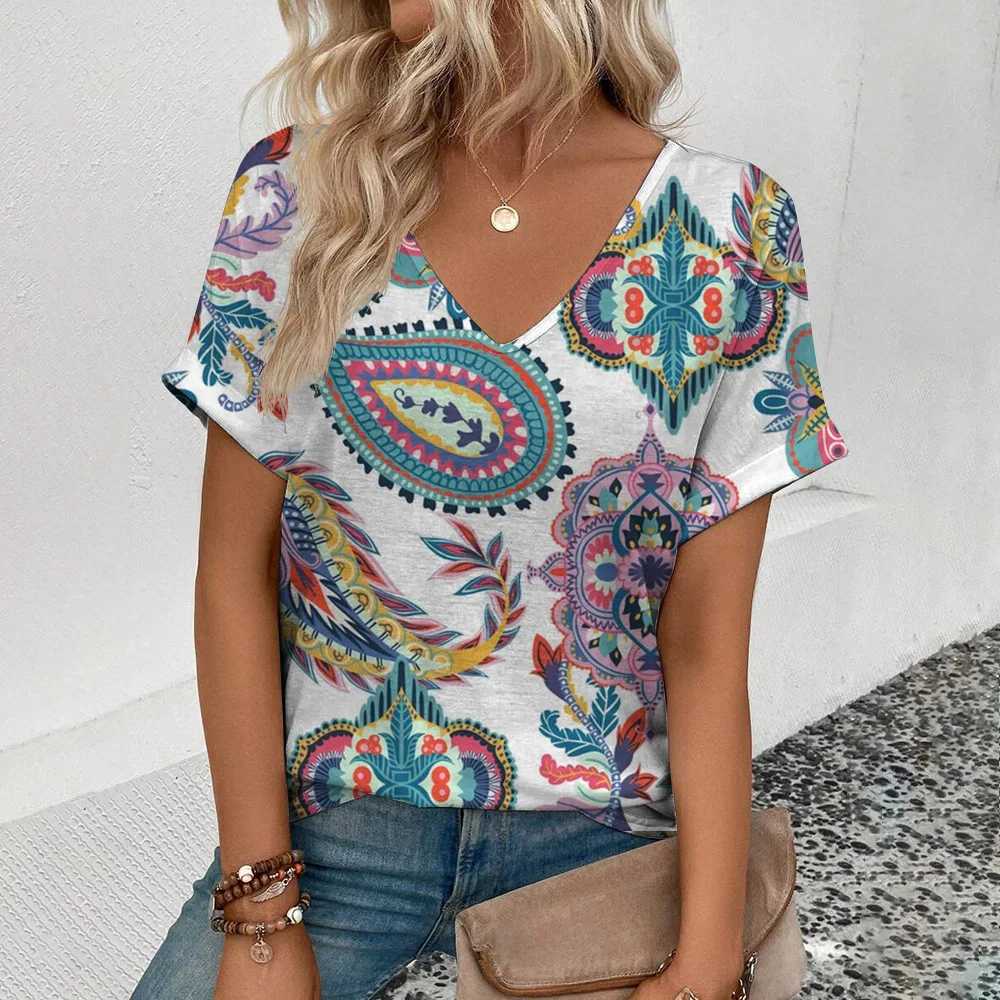 2024 Summer Women\'s V-neck T-shirt Daily Casual Top Personality Vintage Cashew Flower Print Short Sleeve Loose Comfortable Tees