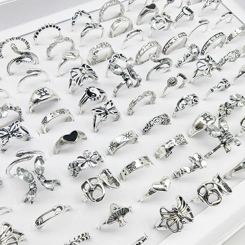 30pcs/Lot  Factory Wholesale Mix Style Finger Rings For Women New Hollow Butterfly Skull Vintage Flower Bear Snake Jewelry Party