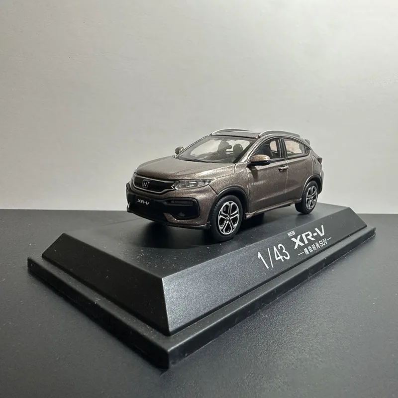 

Diecast 1:43 Scale Dongfeng Honda 2015 XR-V Alloy Car Model Collection Souvenir Display Ornaments Vehicle Toy