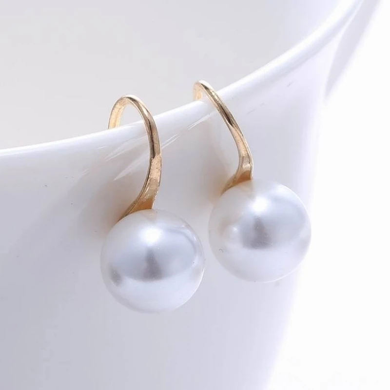 Imitation Pearl Women\'s Hook Earrings New Fashion Dangle Earrings for Girls Trendy Party Gifts Brincos boucle d\'oreille