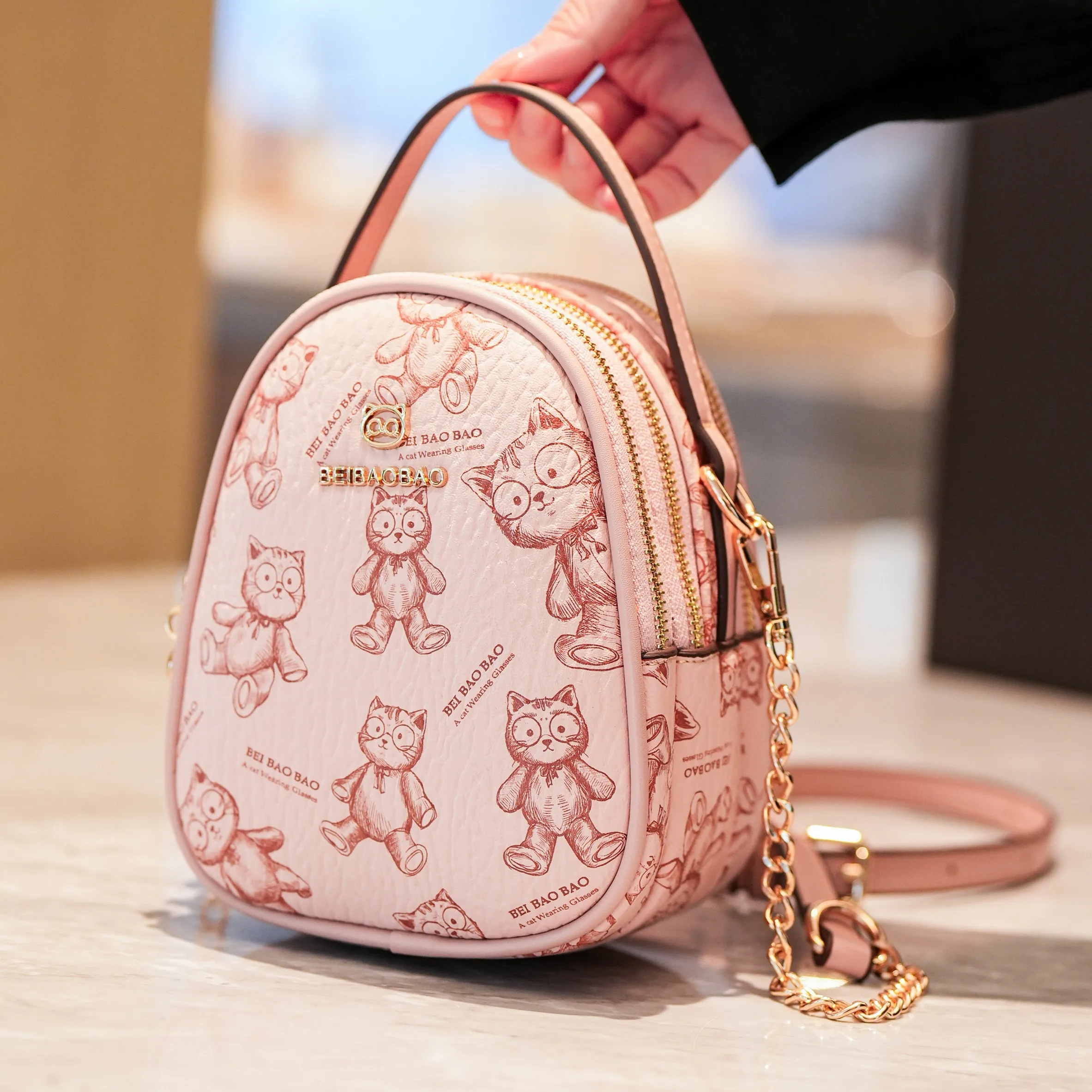 

2025 Cartoony Bear Cellphone Bag for Females Versatile Cute Owl-Shaped Mini Crossbody Bag Trendy Internet-F Famous Shoulder Bag