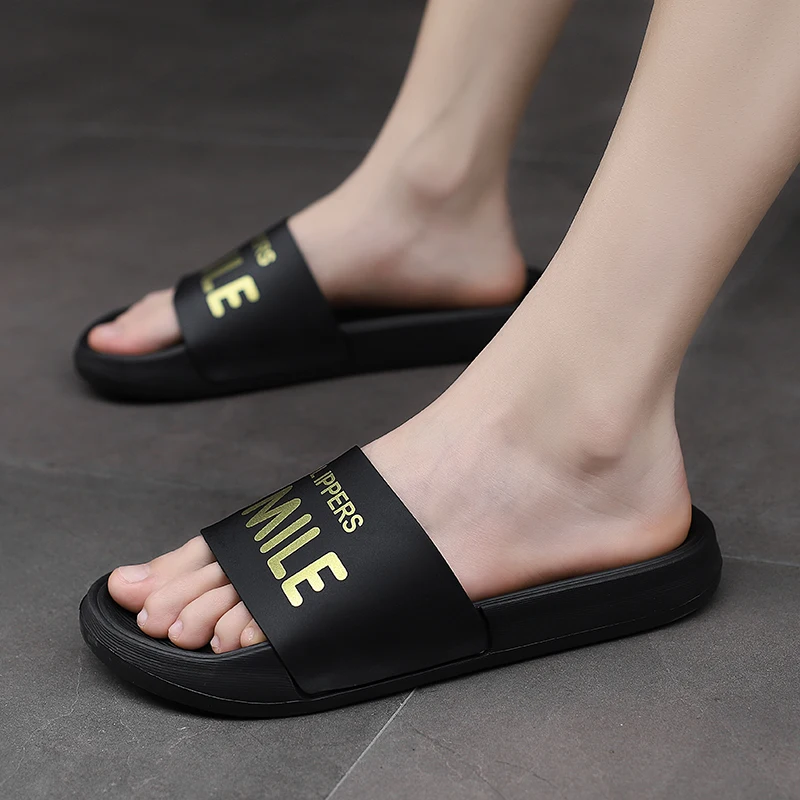 New Fashion Men Slippers EVA Soft Sandals Men outdoor Home Flip Flops Slides Non-slip Summer Beach Sandals Men Shoes 39-47