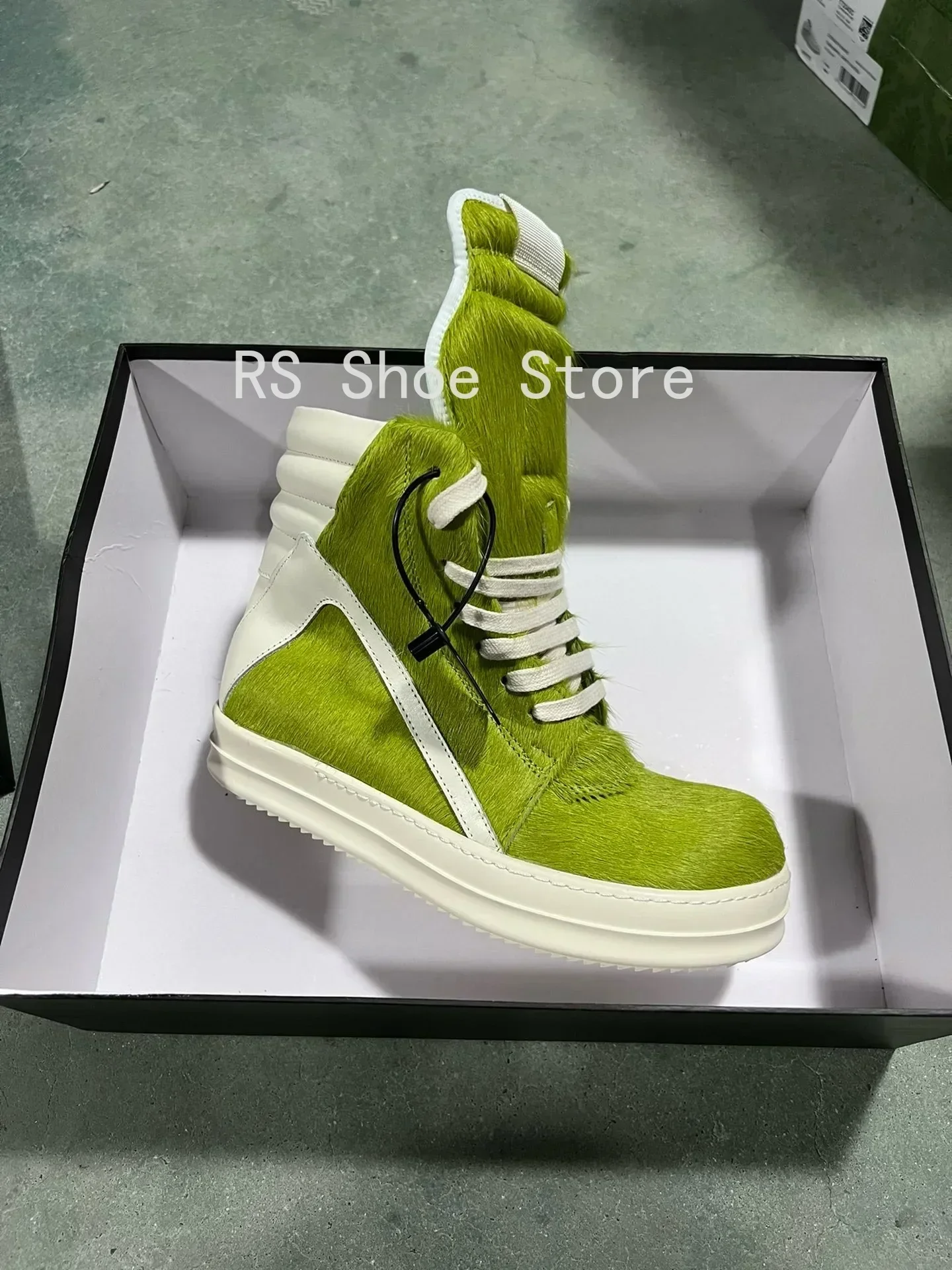 

Ro Luxury Men Ankle Boot Grass Green Horsehair Boots Women Sneaker Horse Hair High Top Shoe Casual Shoes Zipper Sneakers