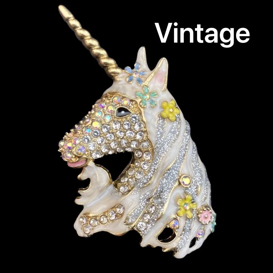 

European and American Fashion Trend Vintage Heavy Industry Sparkling Rhinestone Minimalist Enamel Dreamy Unicorn Brooch