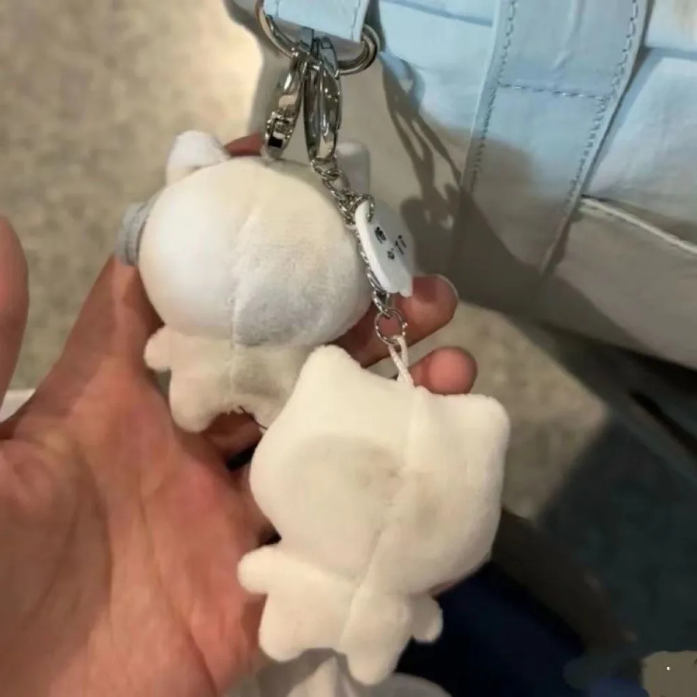 Creative Funny Earphones Cat Pendant Cartoon Bag Hanging Sad Cat Keychain Key Ring Gift