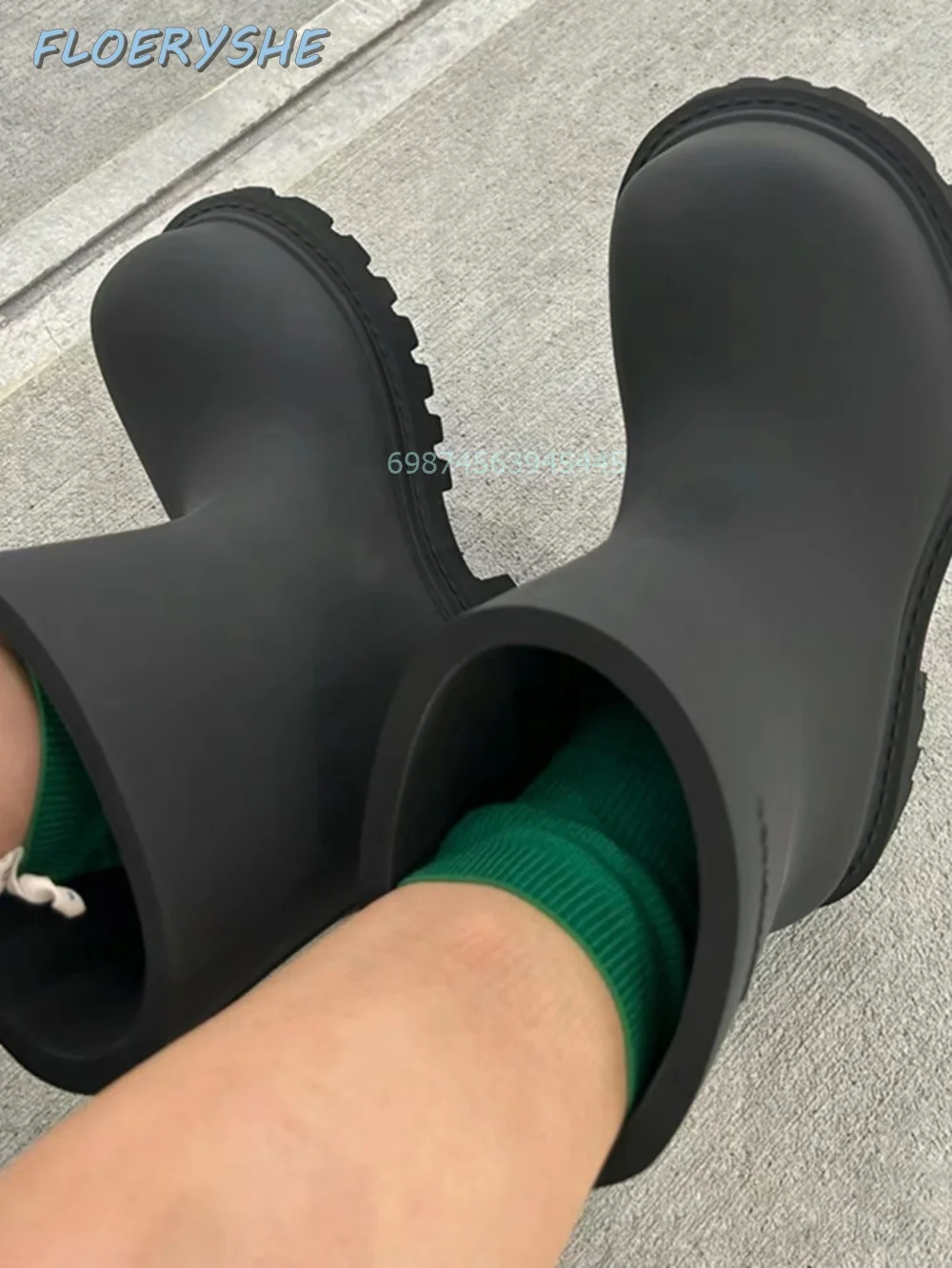 Punk Thick Ankle Boots Big Shoes Tube Square Low Heel Big Round Toe Solid Black Winter Women's Shoes Street 2024 Rain Boots