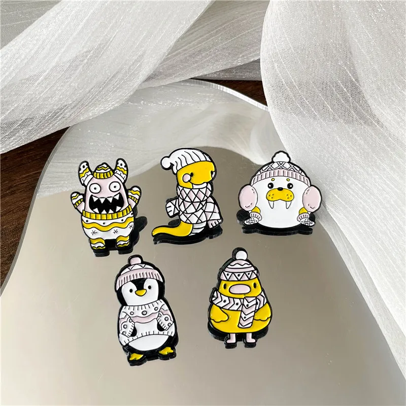 Cartoon Penguin Walrus Snake Enamel Brooches Cute Scarf Sweater Animal Badges Label Pins Jewelry Party Gifts For Women Girls