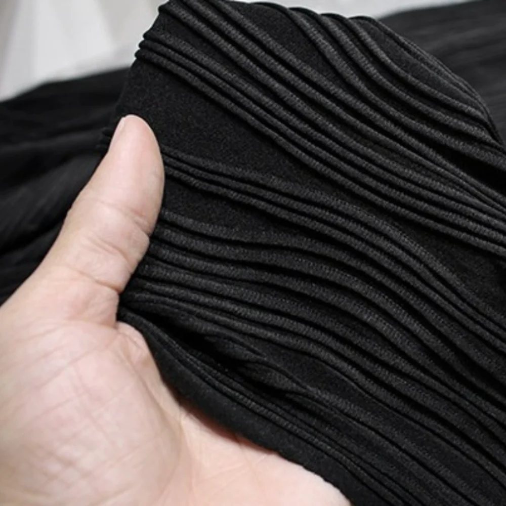 

Black White Jacquard Fabric Soft Skin Friendly Striped Clothing Designer Fabrics Cloth for Diy Sewing Cotton Material