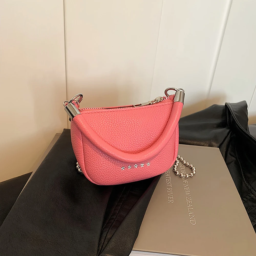 Women Chains Crossbody Bags Small Handbags for Wallets Phone High Quality Pu Leather Stars Design Trendy Single Shoulder Bag