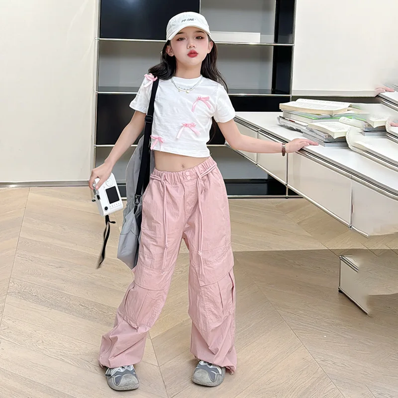 

Girls Suits Overalls Summer Fried Street Bow Short Sleeve Set 2024 New Medium and Large Children Straight Pants Sports Set