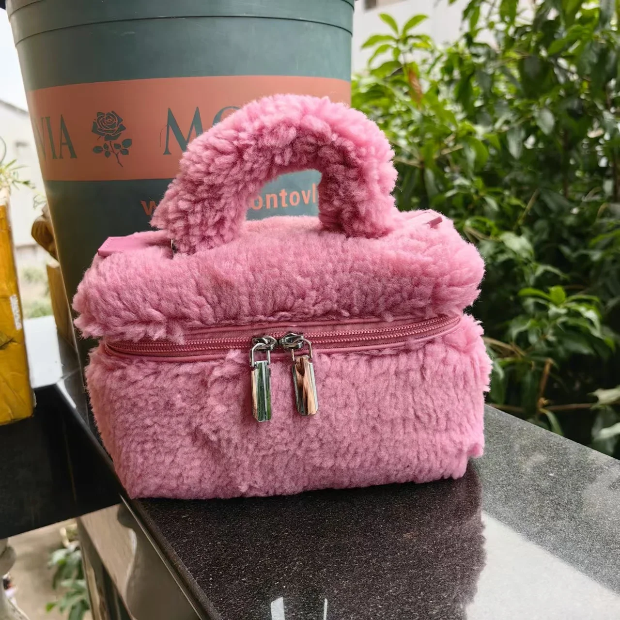 

Meet You Artificial Lamb Wool Handbag Design Double Zipper Small Box Phone Pouch Purse Fluffy Faux Fur Crossbody Bag 2025 Female