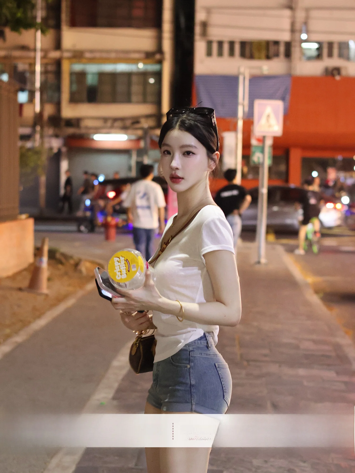 

Slim Fit High Waist Cuffed Denim Jeans Women's Spring Summer Versatile Shorts Casual Straight Leg Jeans Soft Cotton Blend