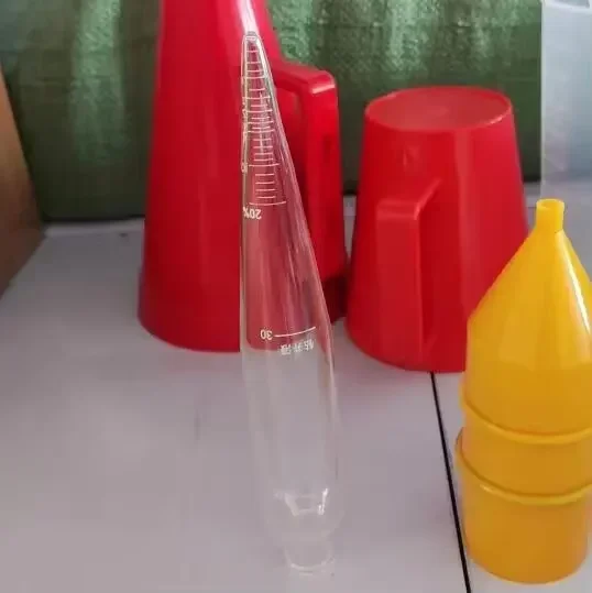 

30 pcs, glass flask, Laboratory instruments