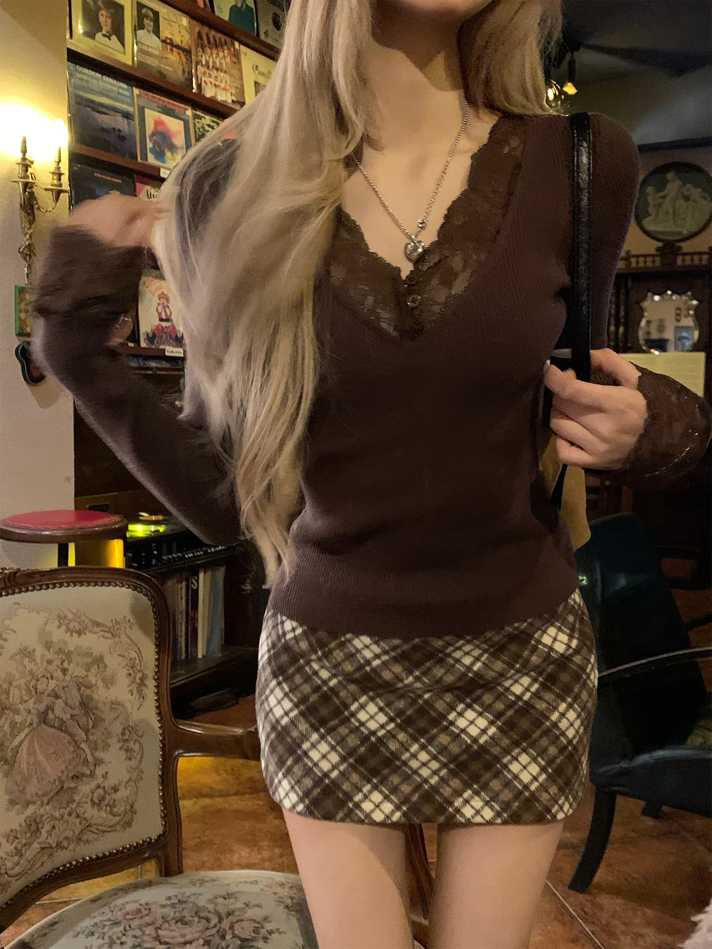 

Browan Вязаный кружевной облегающий свитер с v-образным вырезом Pure Desire Сексуальный трикотаж для женщин Осень-зима Новый Sle Commute Sle Long Sl...