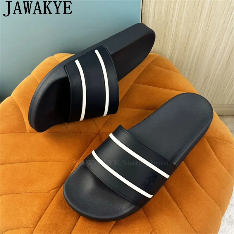 

PVC Round Open Toe Flat Slippers Men Luxury Brand Punk Slippers Outdoor Flipflops Mules Slippers Summer Casual Beach Slipper Man