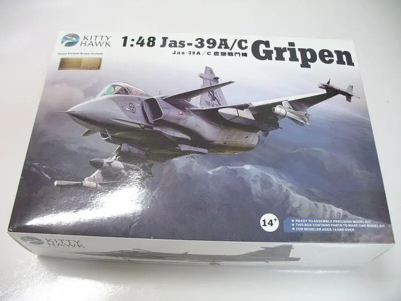 Kitty Hawk 80117 1/48 Saab JAS 39A/C Gripen Model Kit