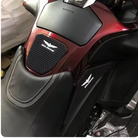 Se adap a Goldwing 1800، ألموهاديلا دي ديبيزونو، بيجاتينا بروتيكورا دي ماليترو، بيجاتيناس GL1800 الفقرة لهوندا GL1800، K