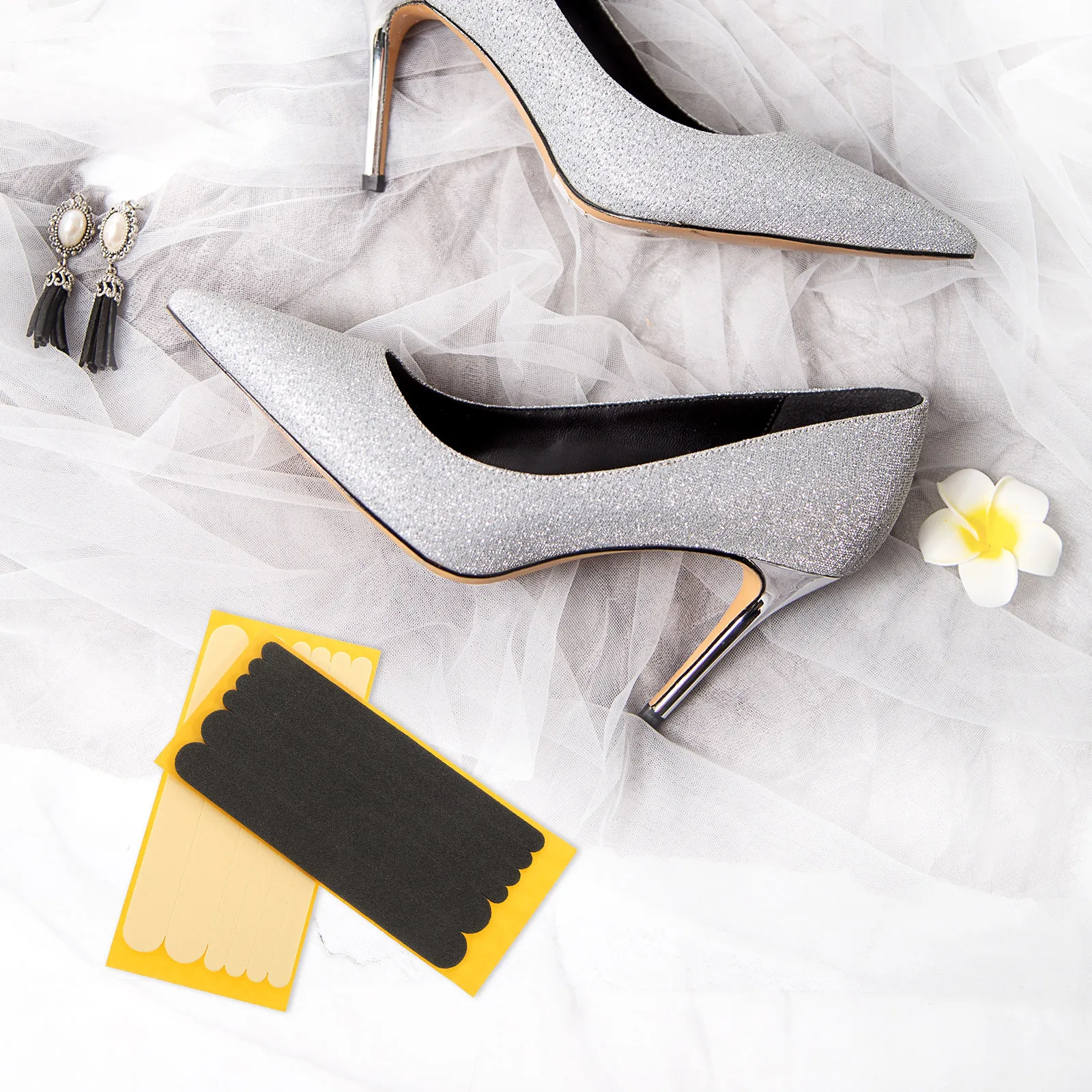 

2 set Anti-Blister Pads Comfortable Shoe Inserts For Women Wear-Resistant Heel Liners High Heel Cushions Foot Care Tool