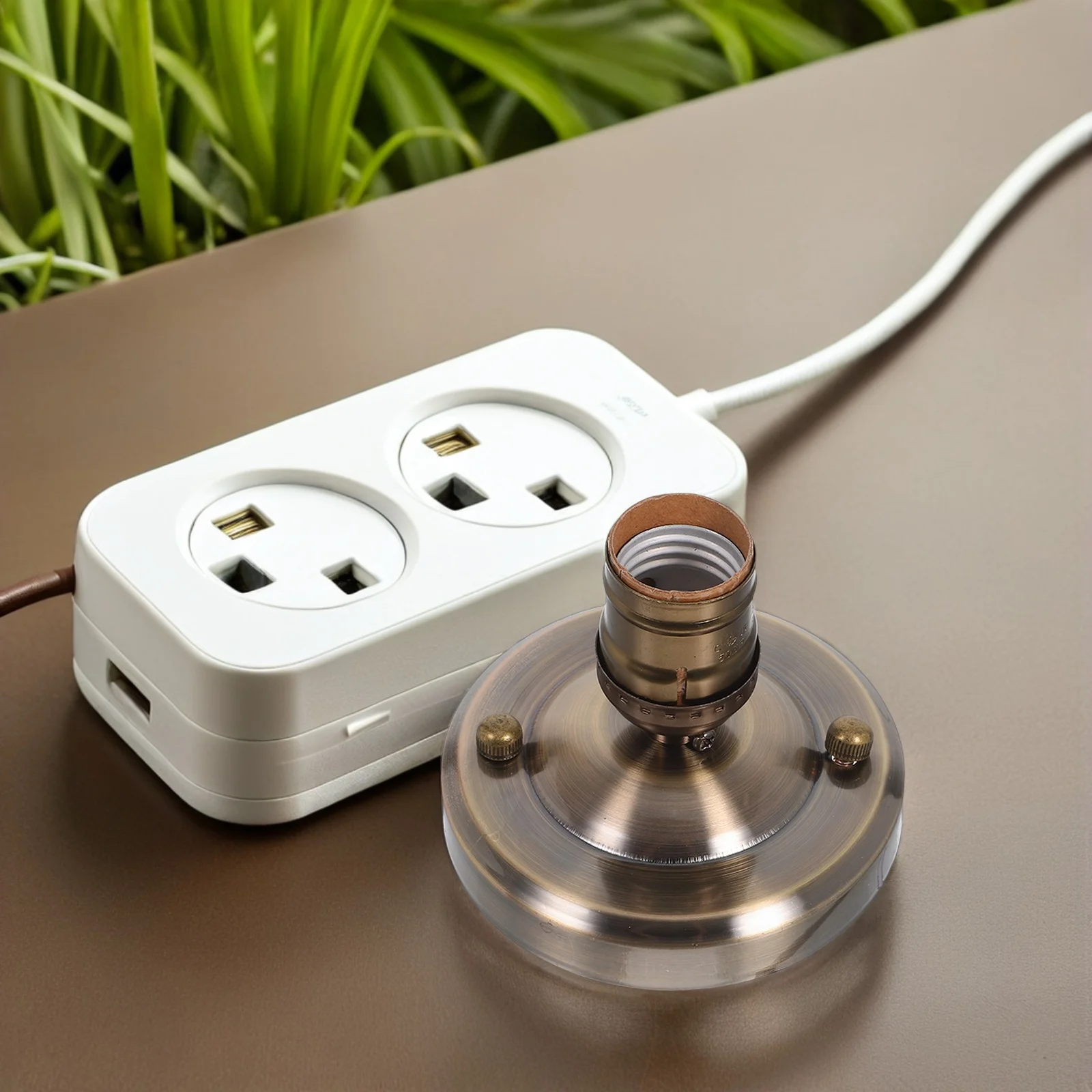 

2Pcs Retro Lamp Holder Socket - Sturdy Iron Hanging Light Base for Ceiling Bulb Fixture in Hallway Balcony Bedroom DIY