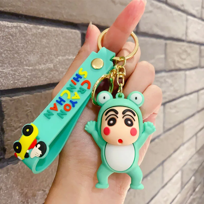 Porte-clés croix dessin animé, crayon Shin-Chan, porte-clés anime, pendentif cartable beurre, porte-clés Kawaii, couple, voiture, sac à dos, cadeau de décoration