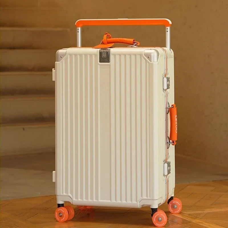 Рисунок 2 - Дорожный чемодан LIXIA