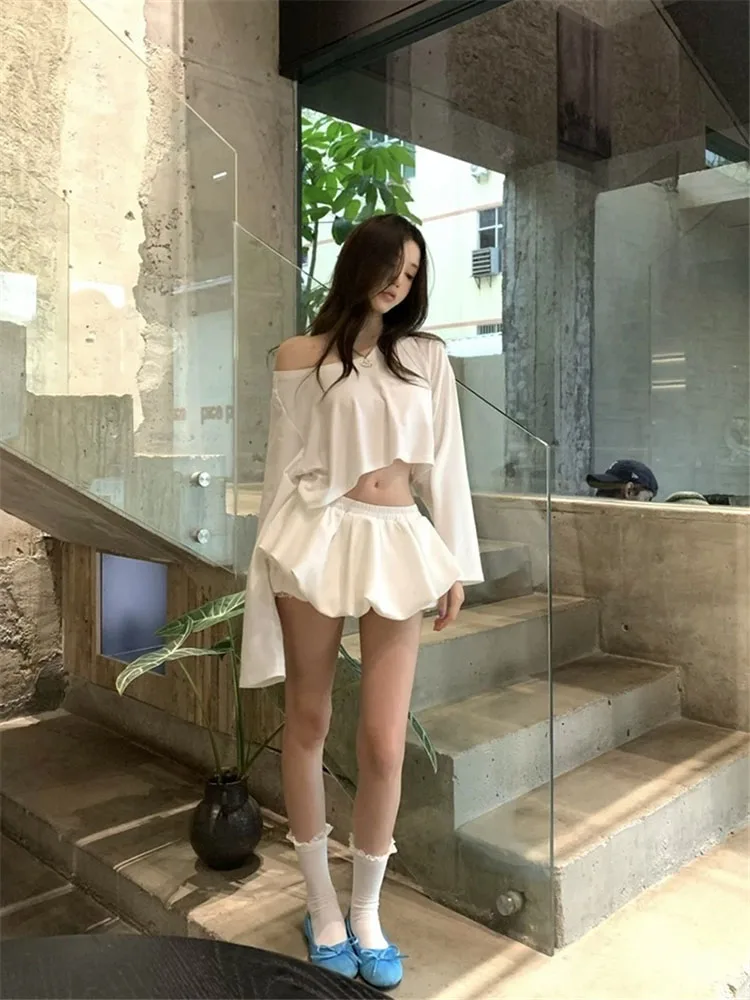 세련된 흰색 반팔 긴 티셔츠와 블루머 세트 여성 여름 신상 투피스 슈트 심플하고 시크한 룩